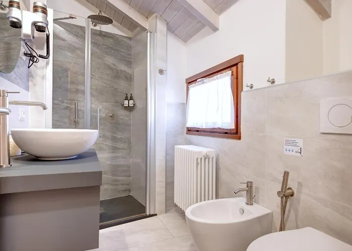 Al San Michele בית הארחה סטרסה